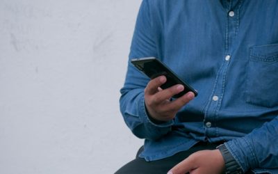 Konsultacje nauczycieli z&nbsp;rodzicami i&nbsp;uczniami.