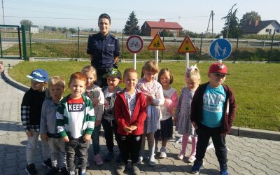 Spotkanie z&nbsp;policjantem i&nbsp;strażakiem